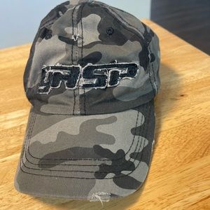 Gasp camo hat